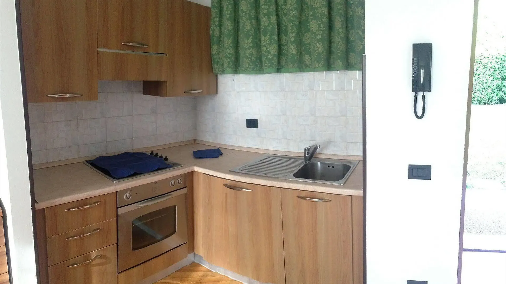 Rege Residence Milano Linate 0*, Milan