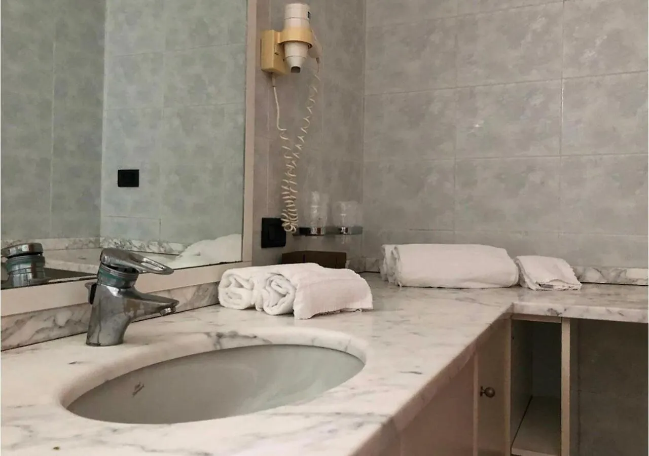 Rege Residence Milano Linate