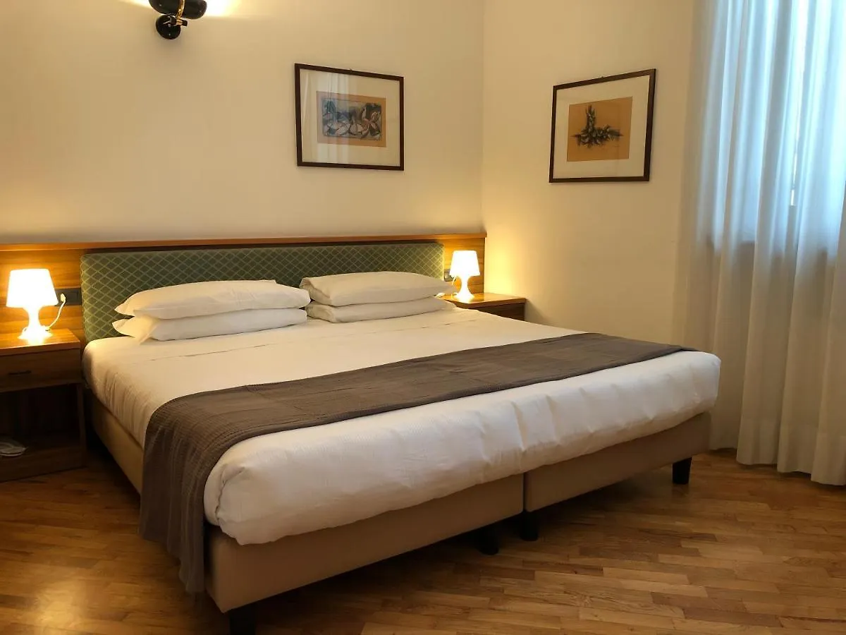 Rege Residence Milano Linate 0*, מילאנו איטליה