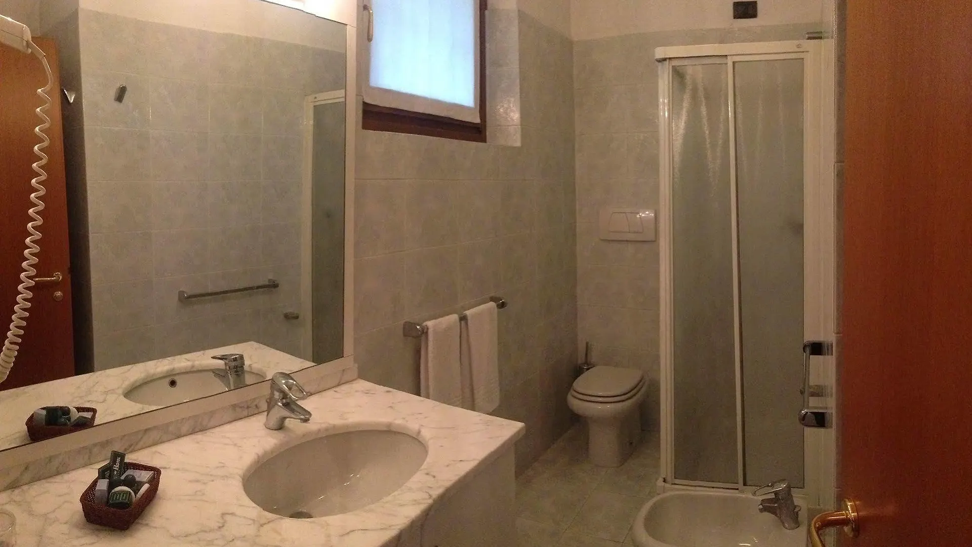 Rege Residence Milano Linate 0*, מילאנו